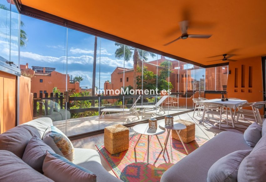 Resale - Apartment - Estepona - Estepona Centro
