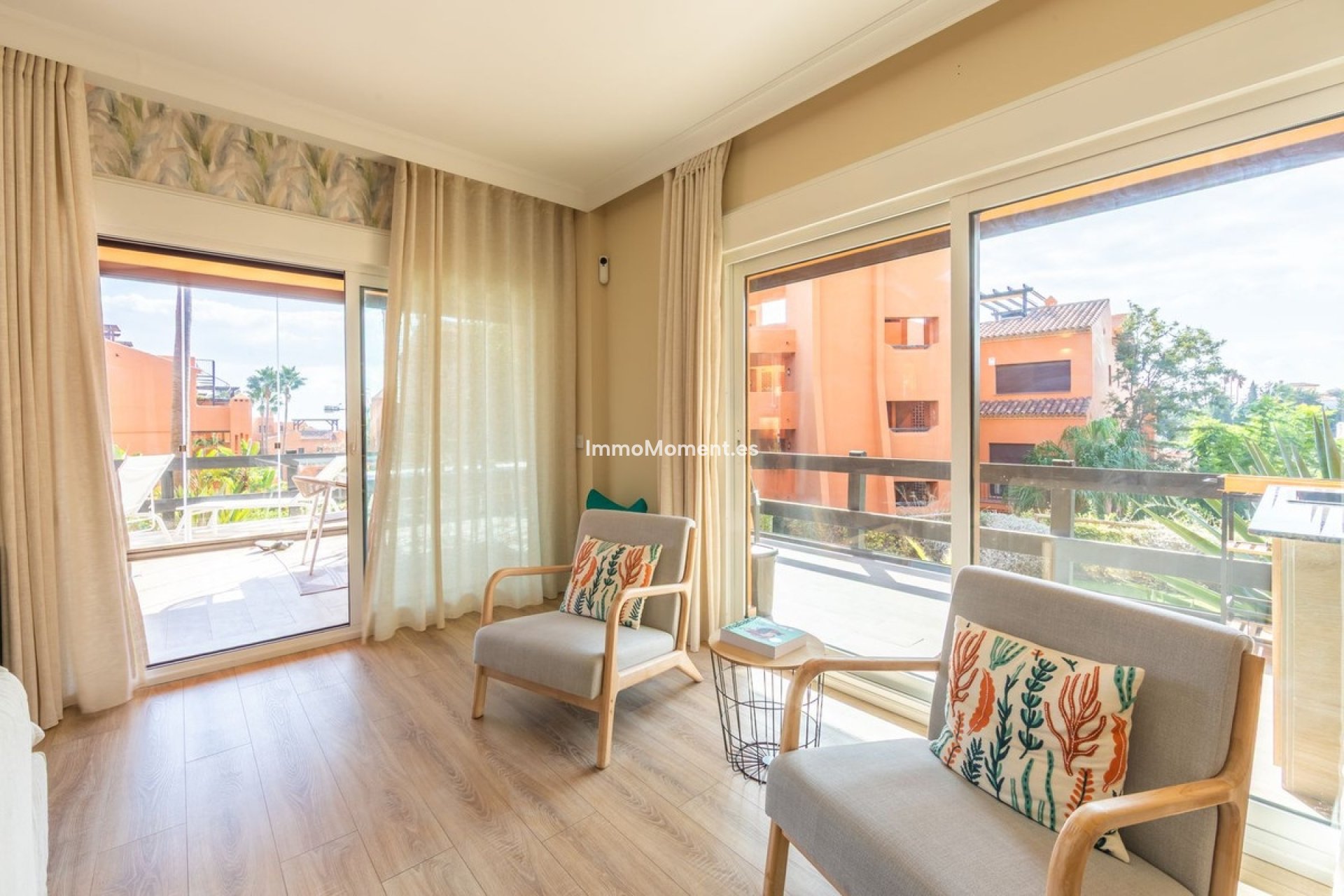 Resale - Apartment - Estepona - Estepona Centro
