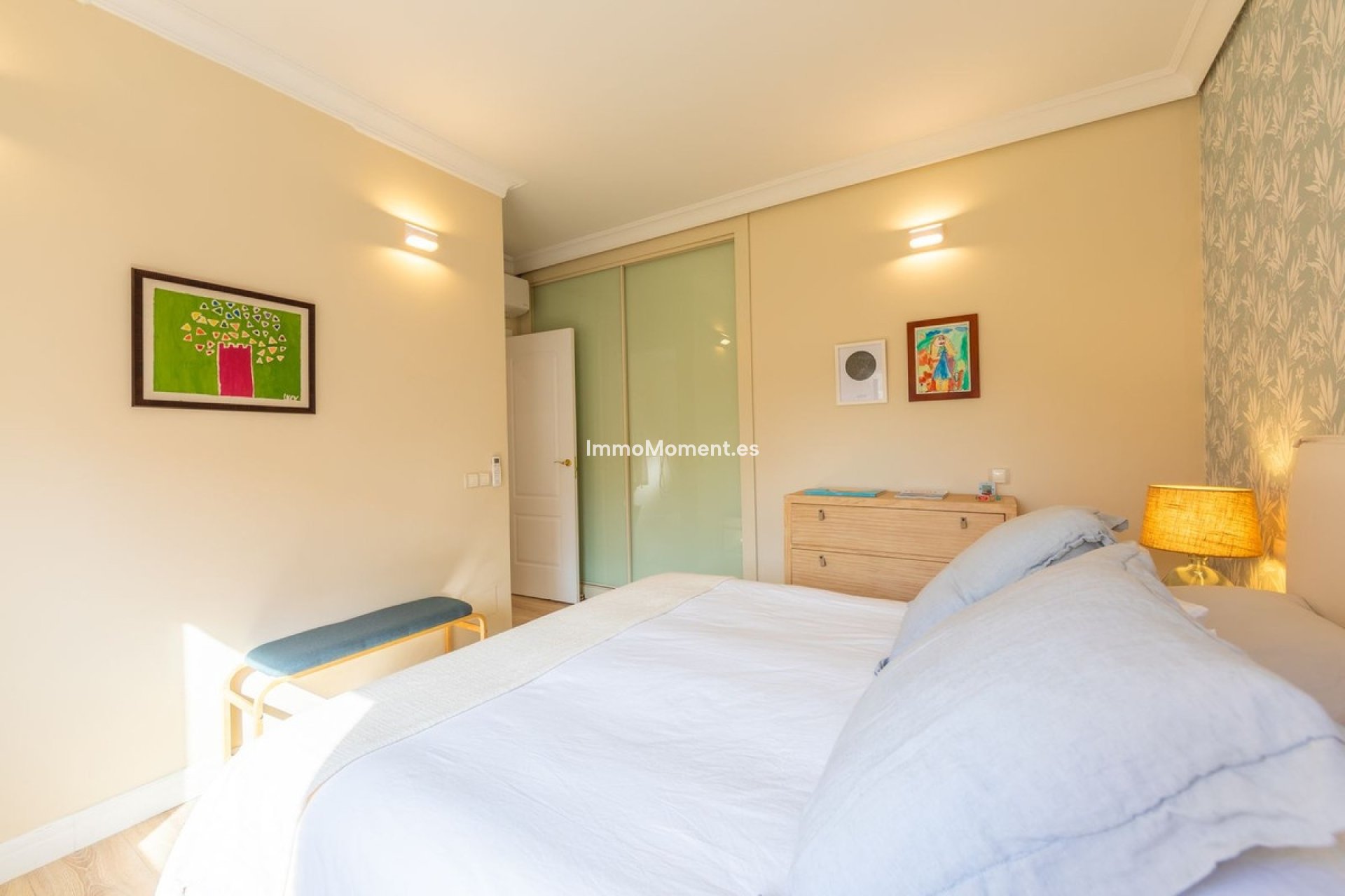 Resale - Apartment - Estepona - Estepona Centro