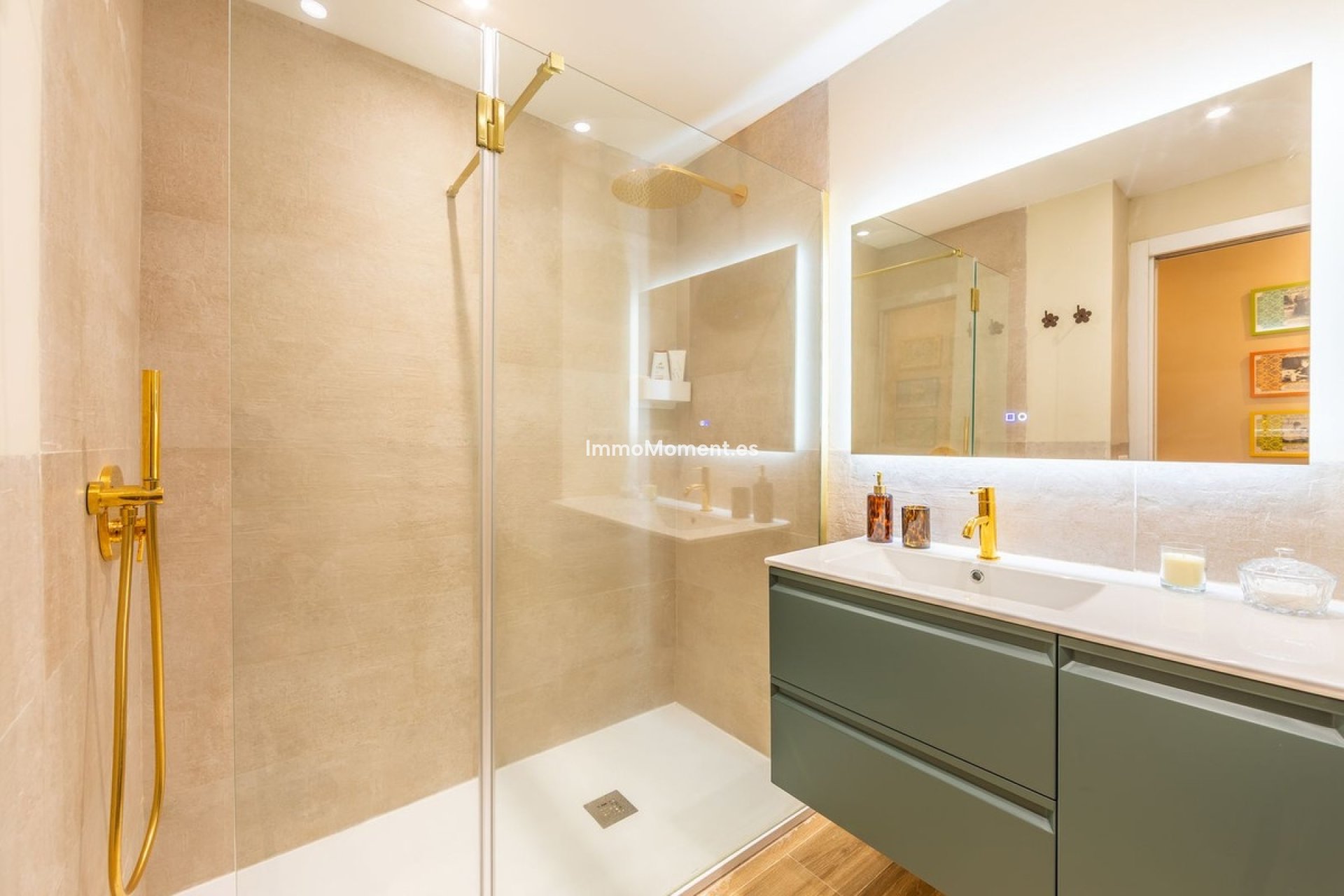 Resale - Apartment - Estepona - Estepona Centro