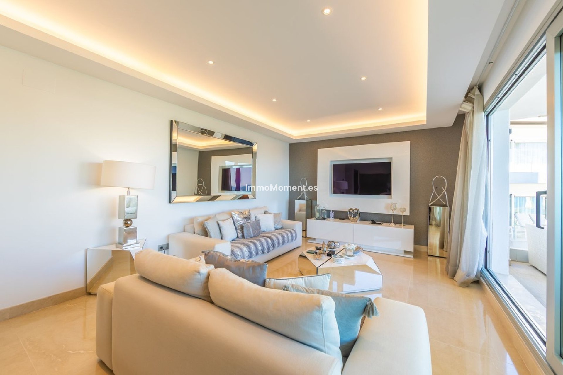 Resale - Apartment - Estepona - Estepona Centro