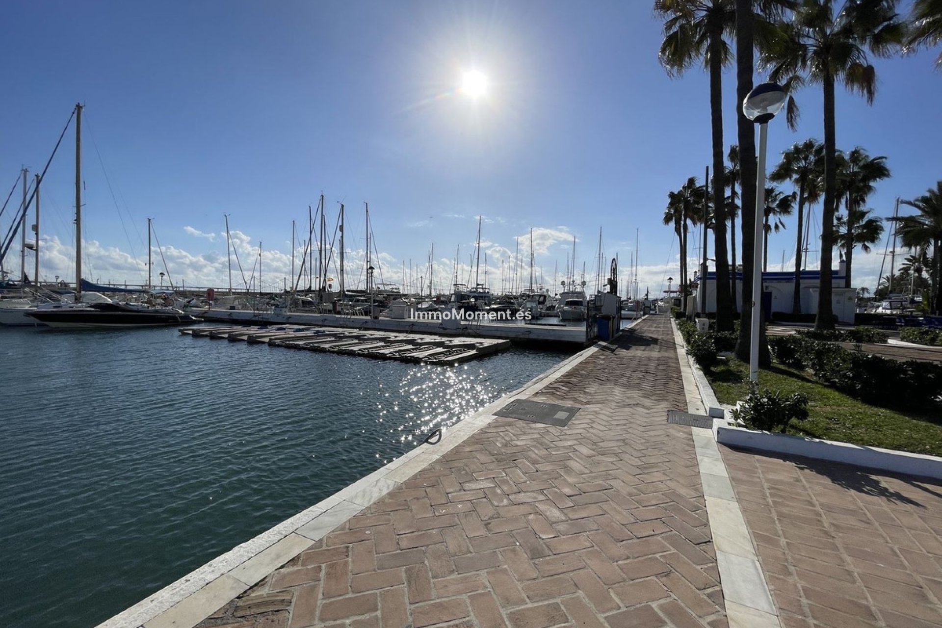 Resale - Apartment - Estepona - Estepona Centro