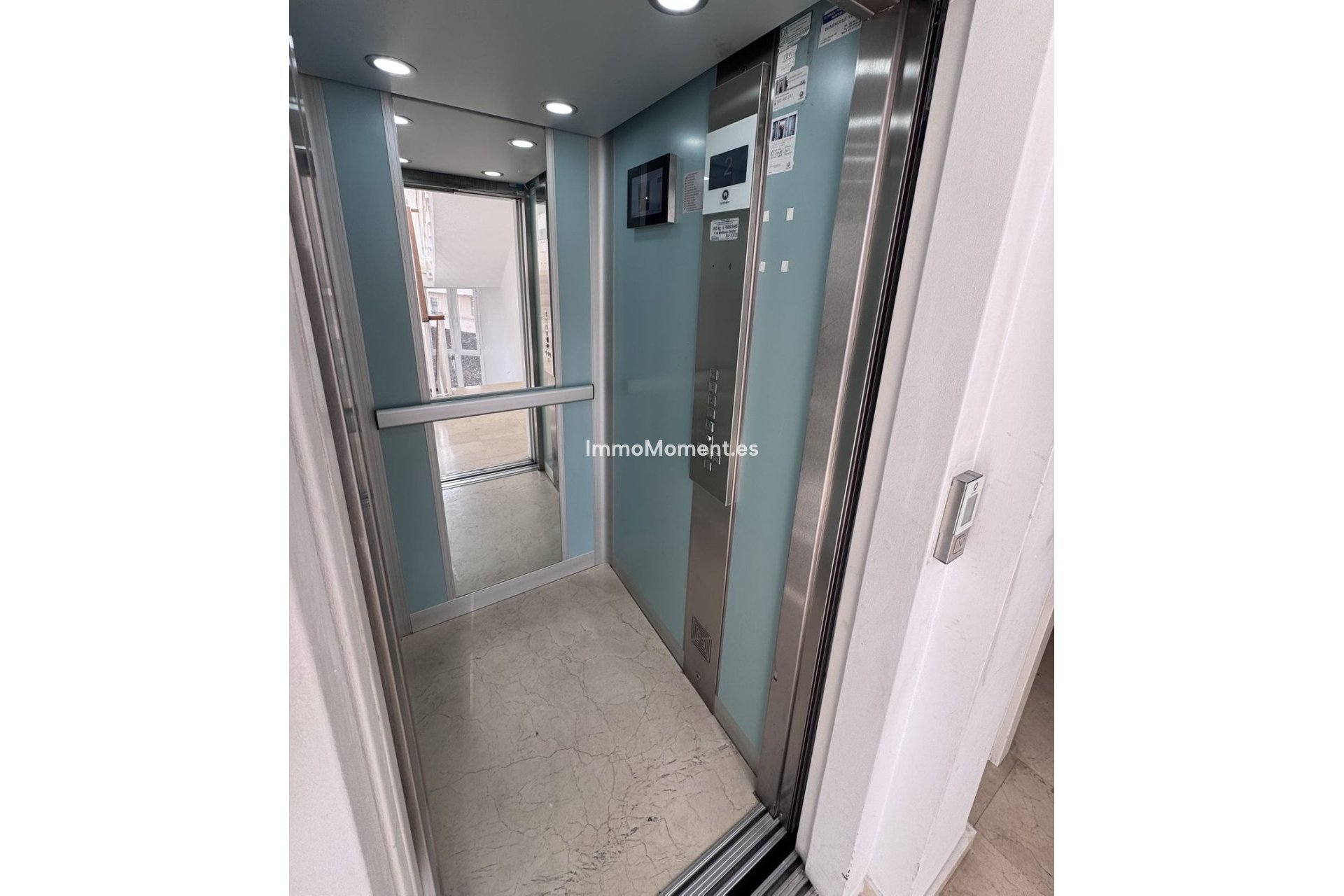 Resale - Apartment - Estepona - Estepona Centro