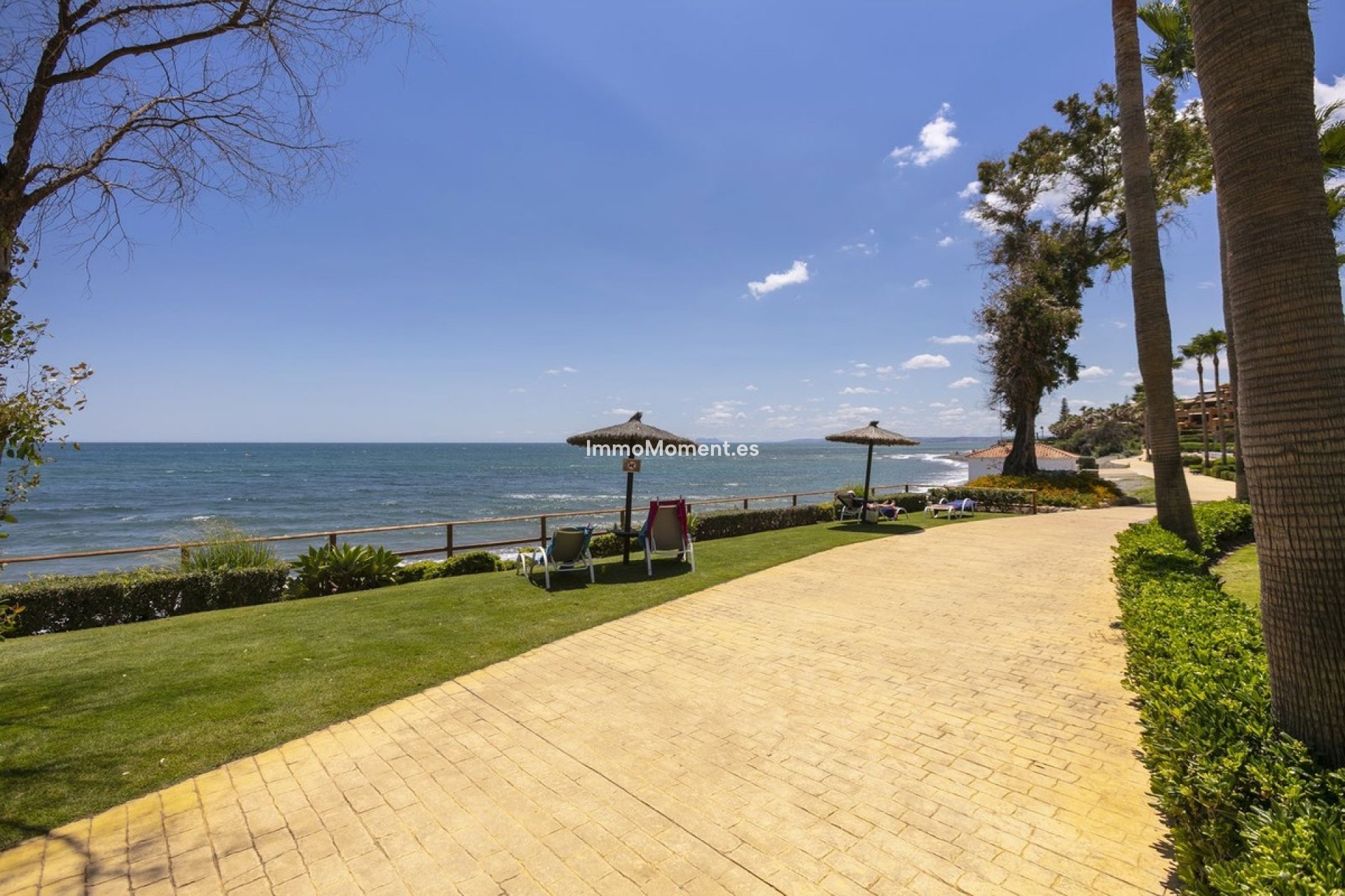 Resale - Apartment - Estepona - Estepona Centro