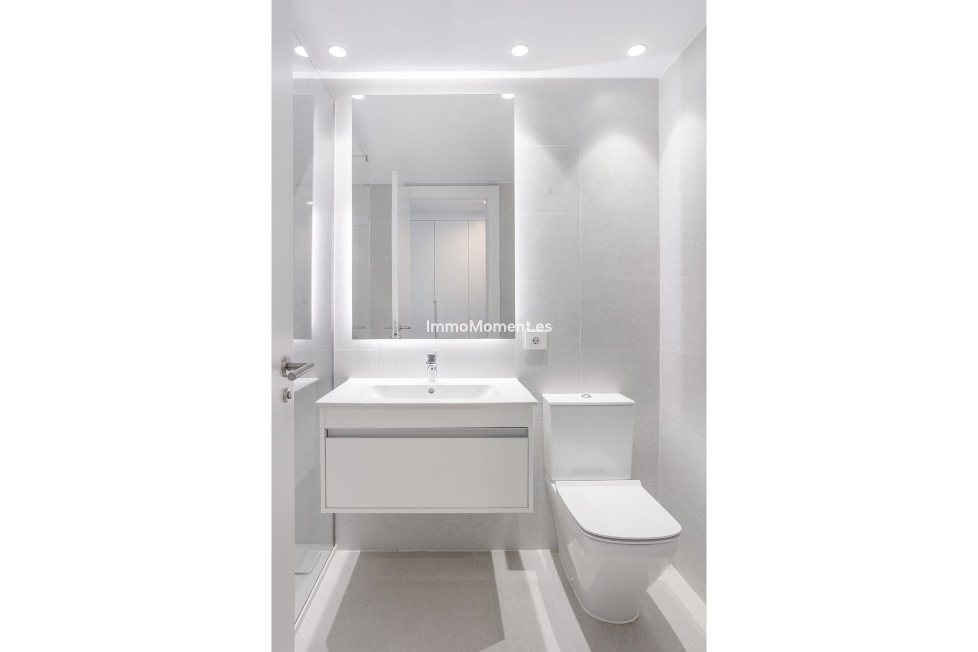 Resale - Apartment - Estepona - Estepona Centro