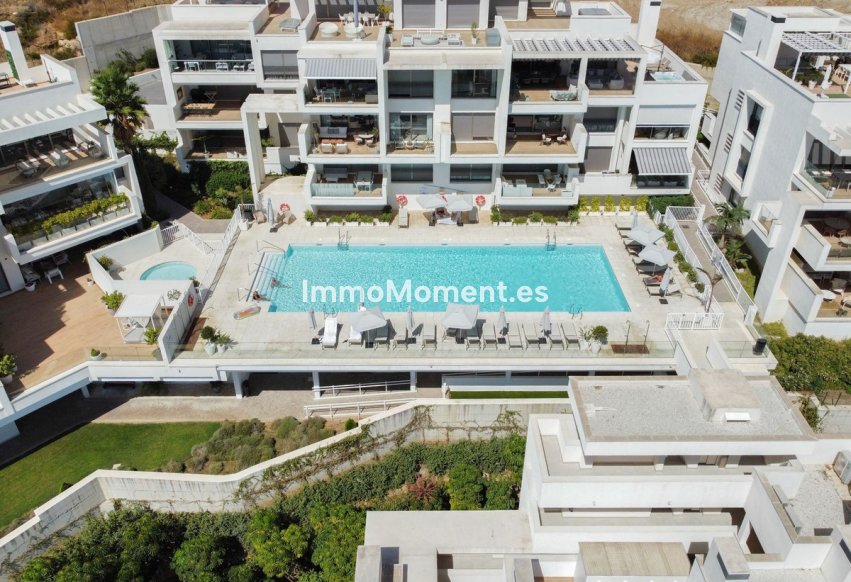 Resale - Apartment - Estepona - Estepona Centro