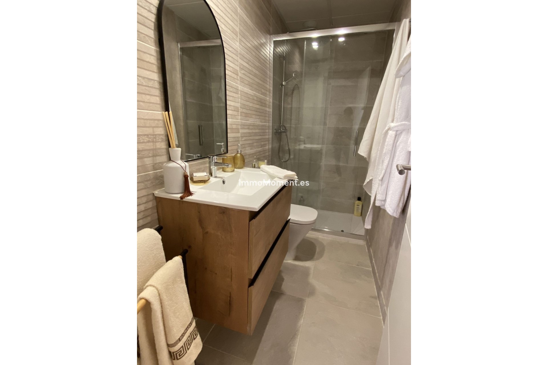 Resale - Apartment - Estepona - Estepona Centro