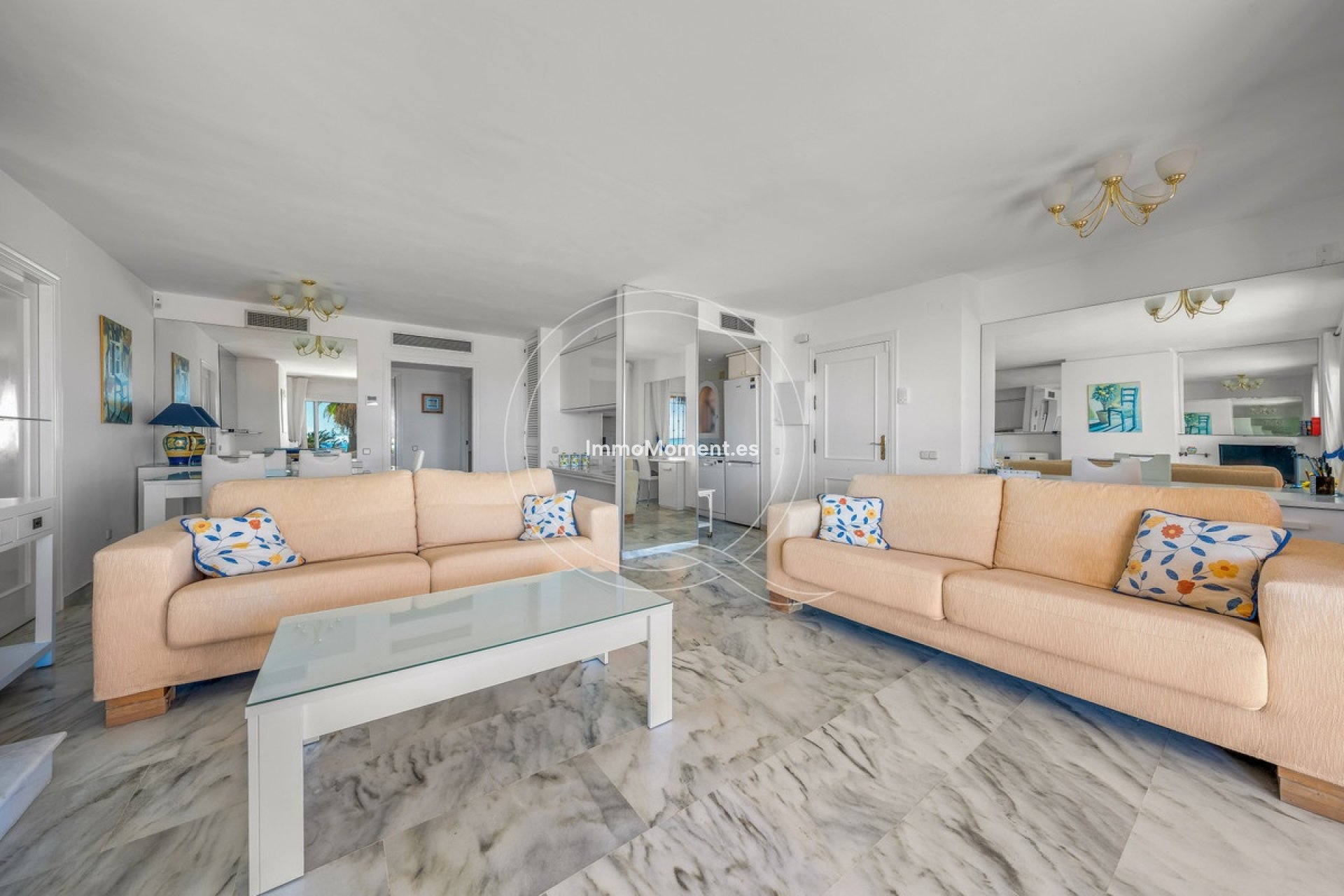 Resale - Apartment - Estepona - Estepona Centro