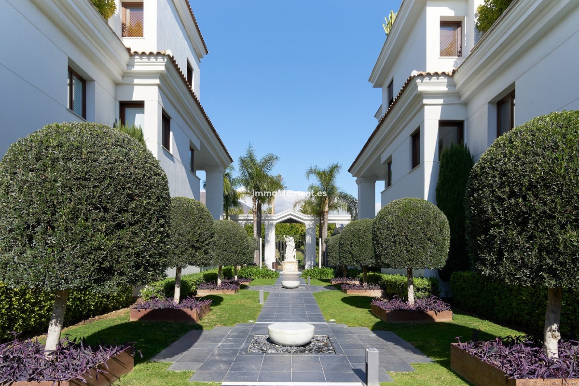 Resale - Apartment - Estepona - Estepona Centro