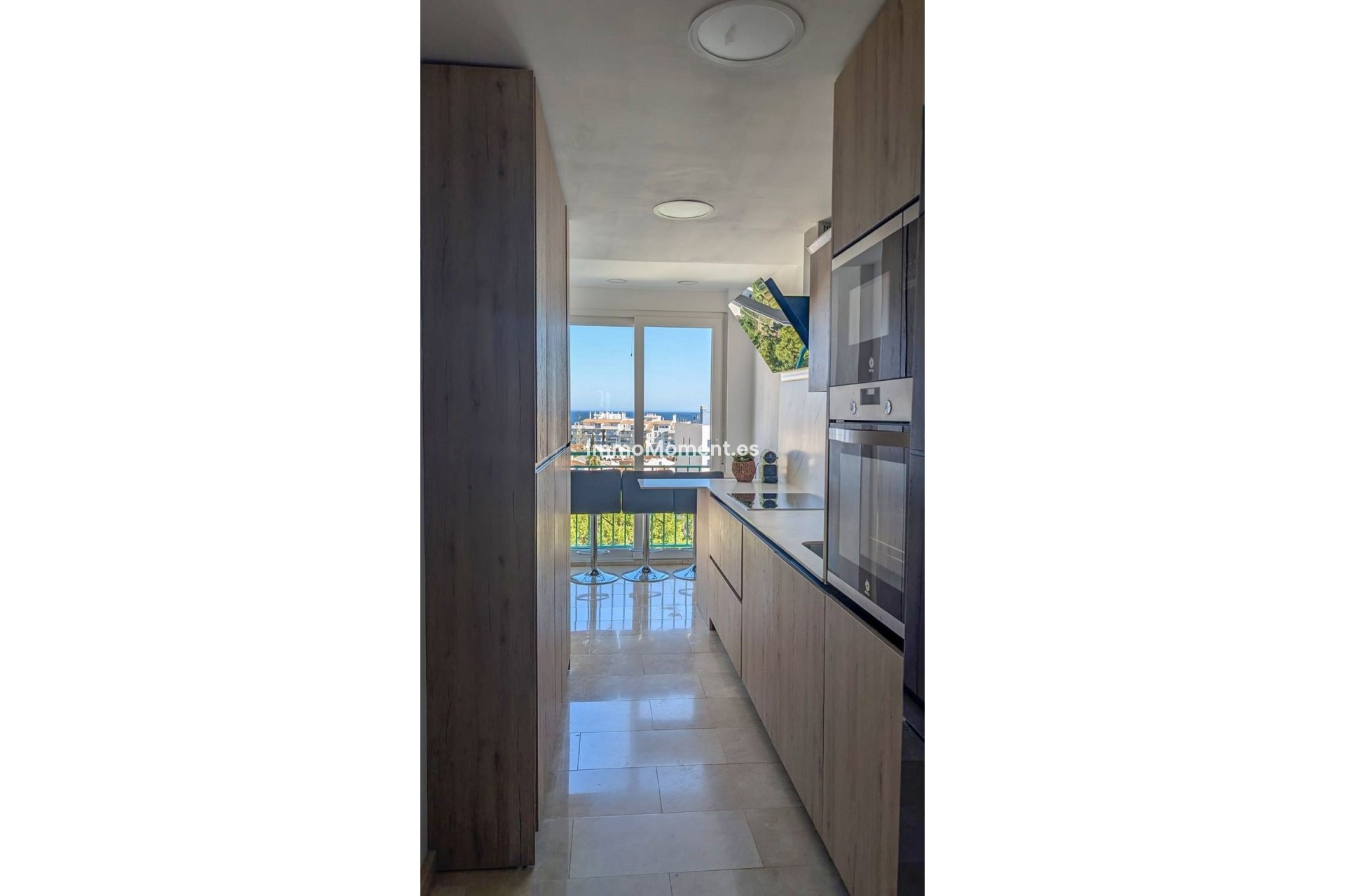 Resale - Apartment - Estepona - Estepona Centro