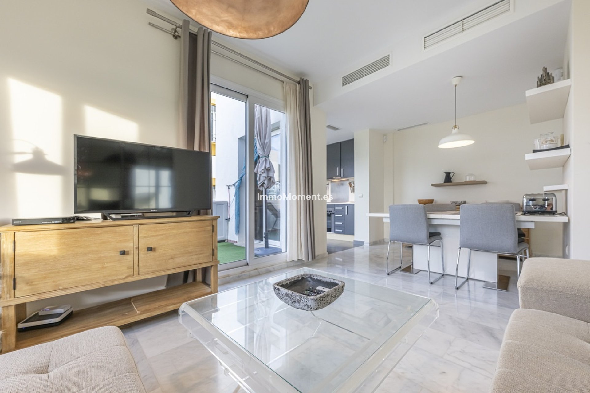 Resale - Apartment - Estepona - Estepona Centro