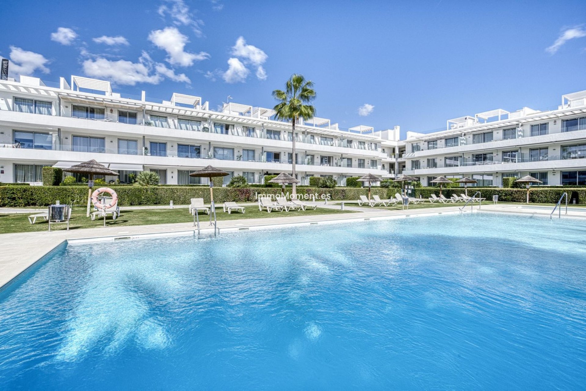 Resale - Apartment - Estepona - Estepona Centro