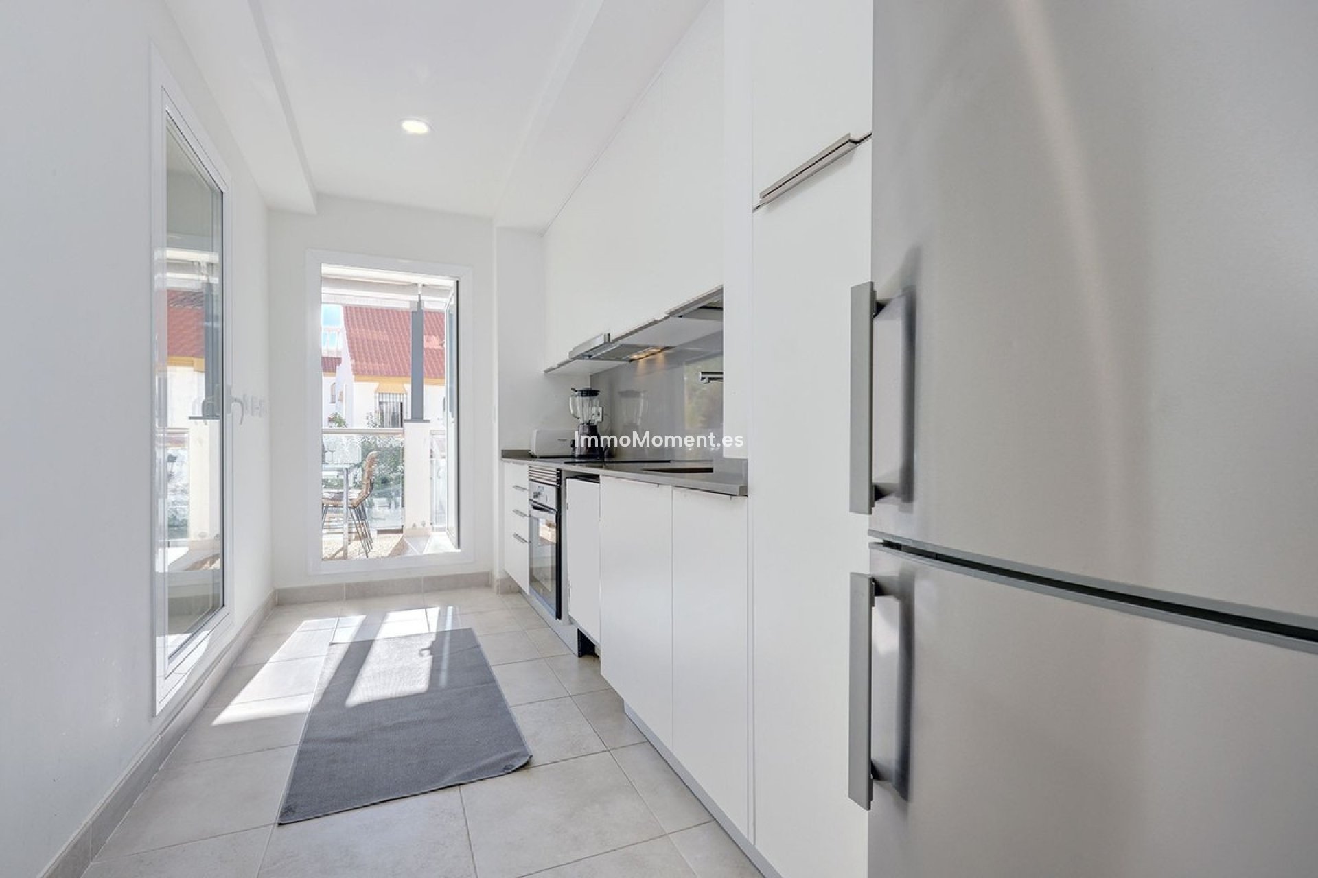 Resale - Apartment - Estepona - Estepona Centro