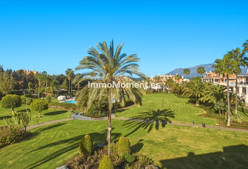 Resale - Apartment - Estepona - Estepona Centro