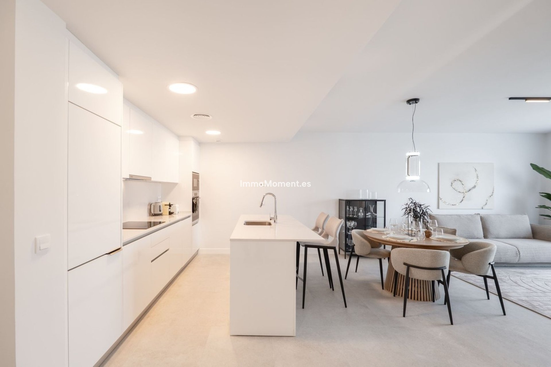 Resale - Apartment - Estepona - Estepona Centro