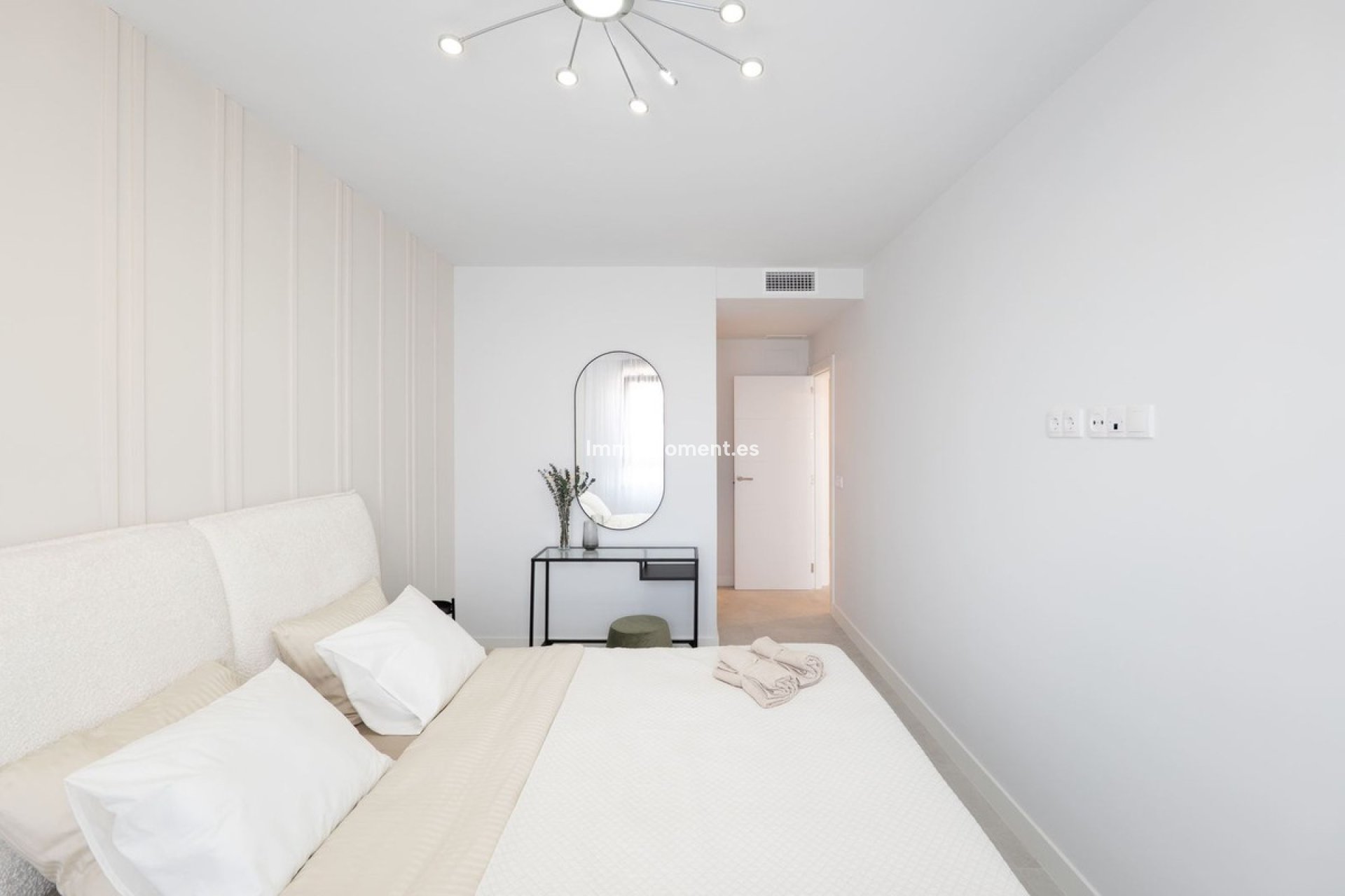 Resale - Apartment - Estepona - Estepona Centro