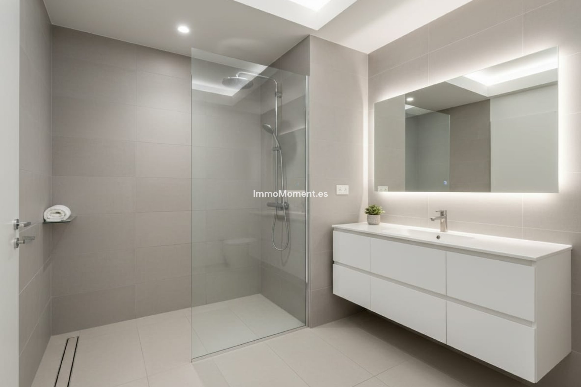 Resale - Apartment - Estepona - Estepona Centro