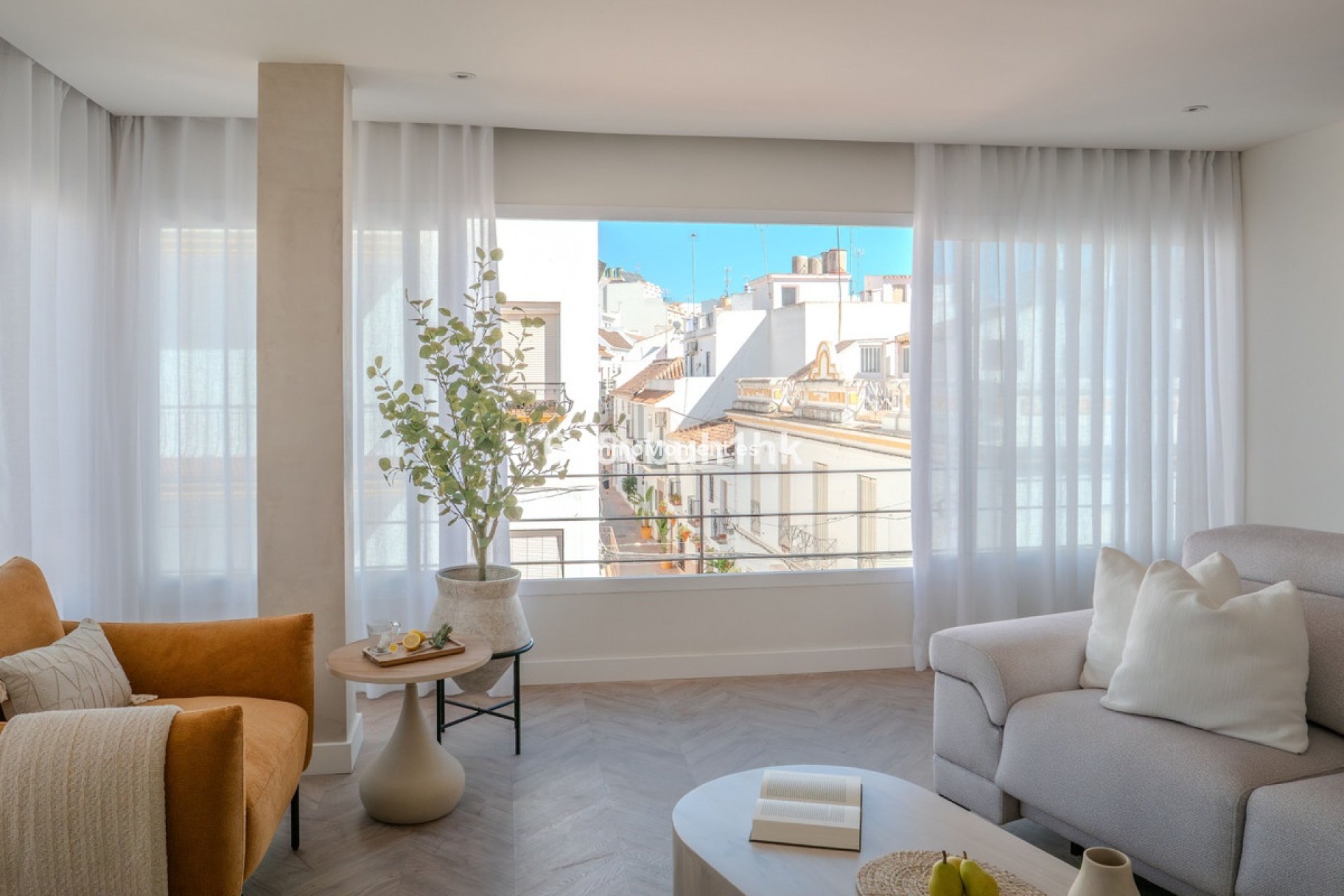 Resale - Apartment - Estepona - Estepona Centro