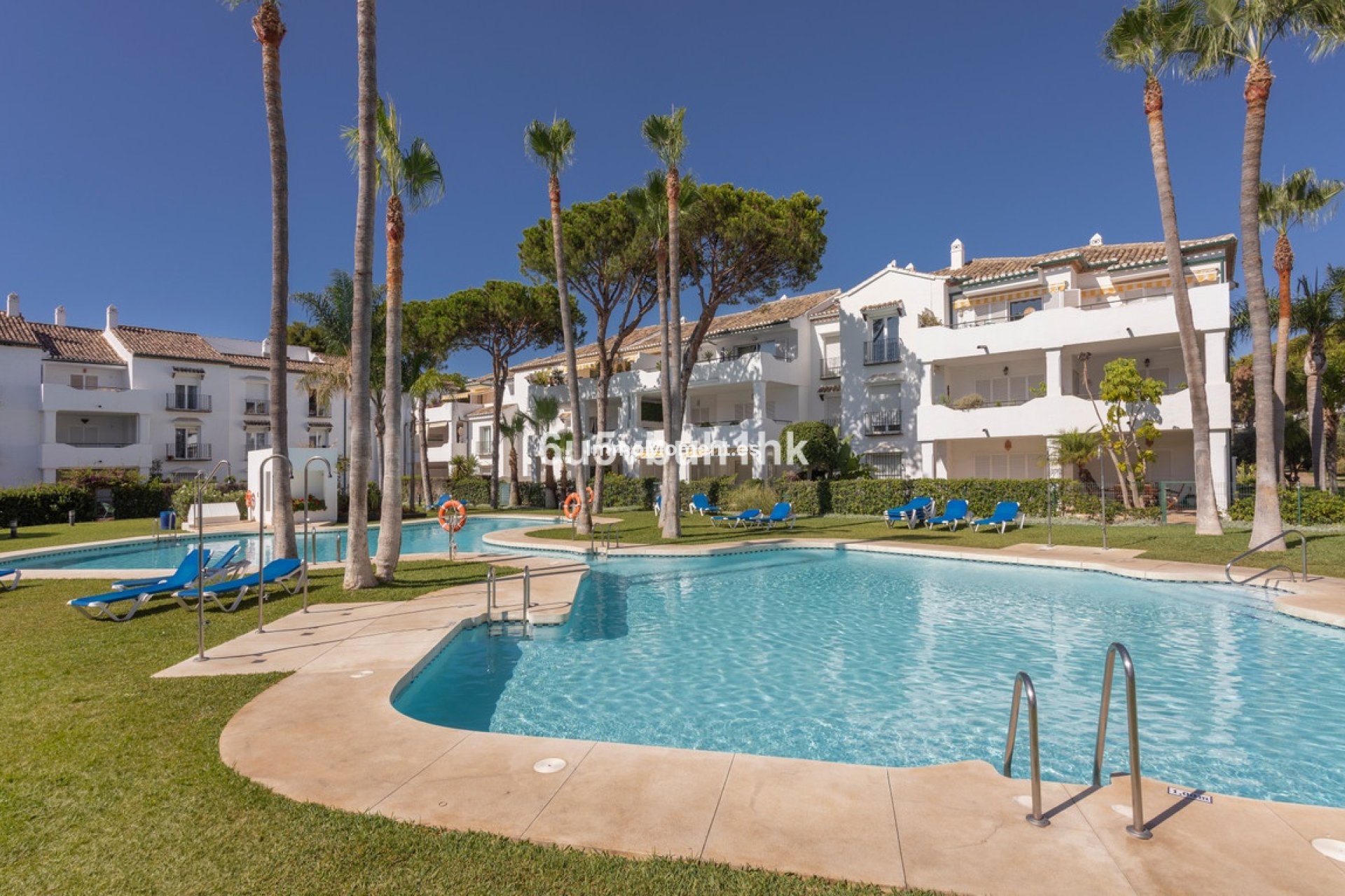 Resale - Apartment - Estepona - Estepona Centro