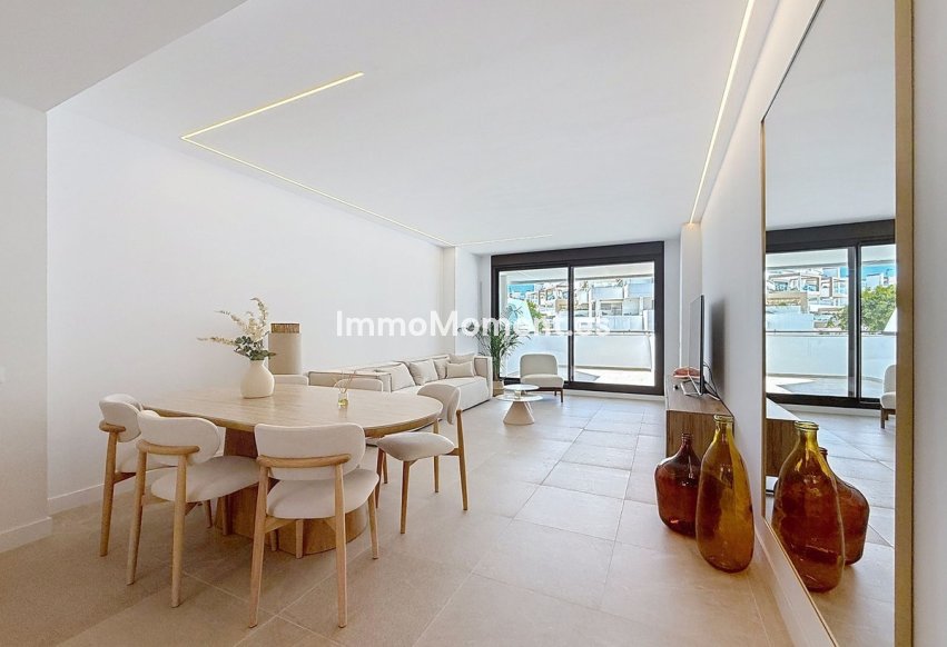 Resale - Apartment - Estepona - Estepona Centro