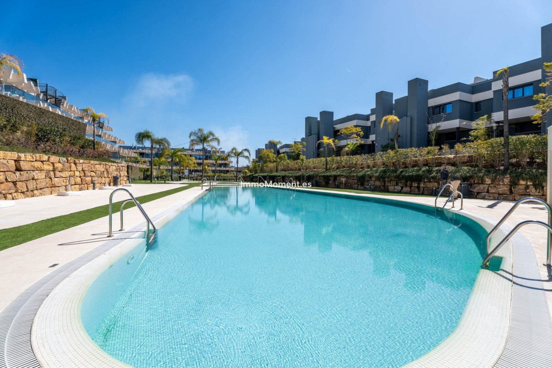 Resale - Apartment - Estepona - Estepona Centro