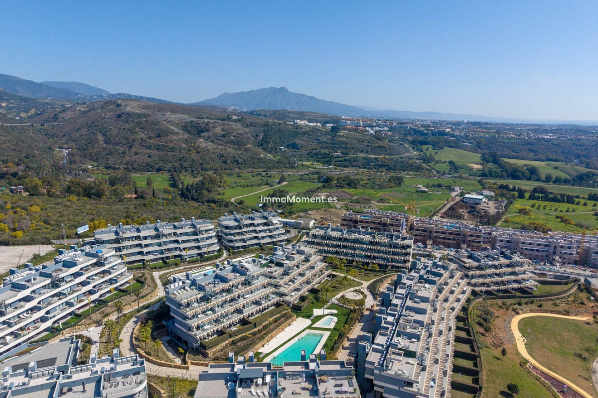 Resale - Apartment - Estepona - Estepona Centro