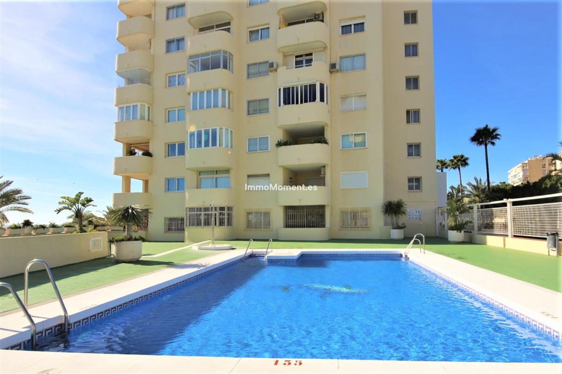 Resale - Apartment - Estepona - Estepona Centro