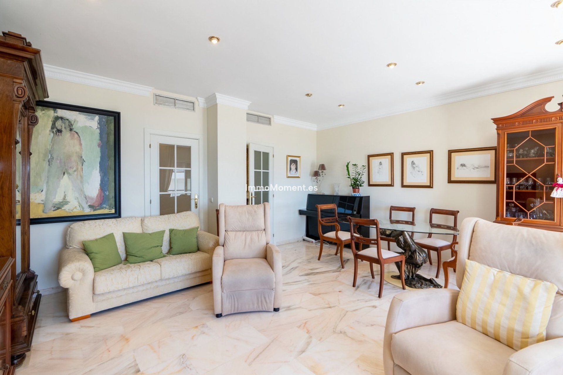 Resale - Apartment - Estepona - Estepona Centro