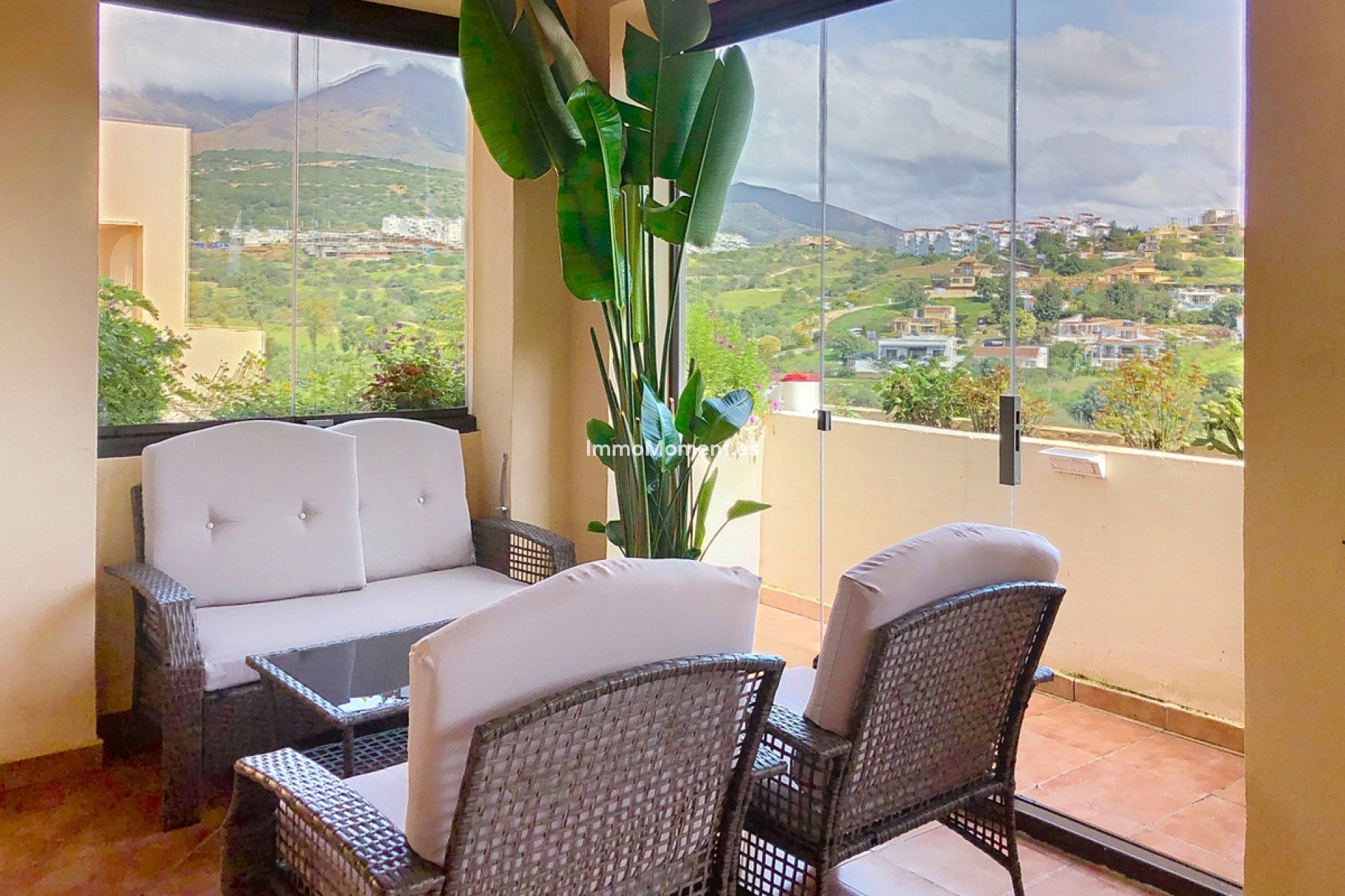 Resale - Apartment - Estepona - Estepona Centro