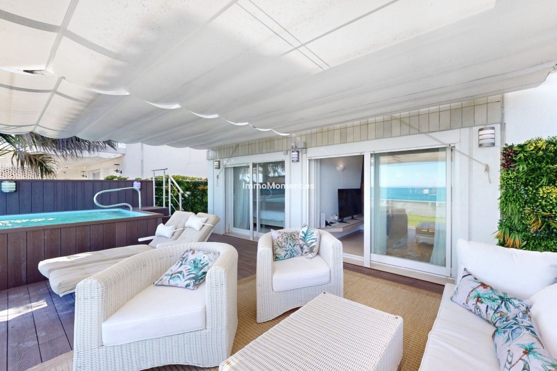 Resale - Apartment - Estepona - Estepona Centro