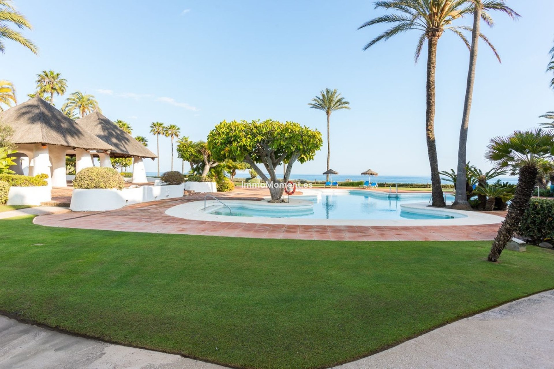 Resale - Apartment - Estepona - Estepona Centro