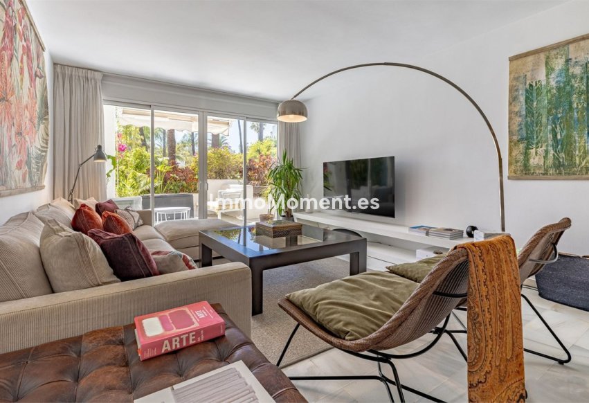 Resale - Apartment - Estepona - Estepona Centro