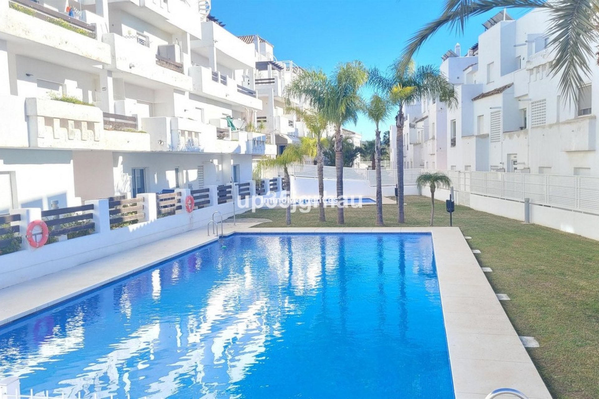 Resale - Apartment - Estepona - Estepona Centro
