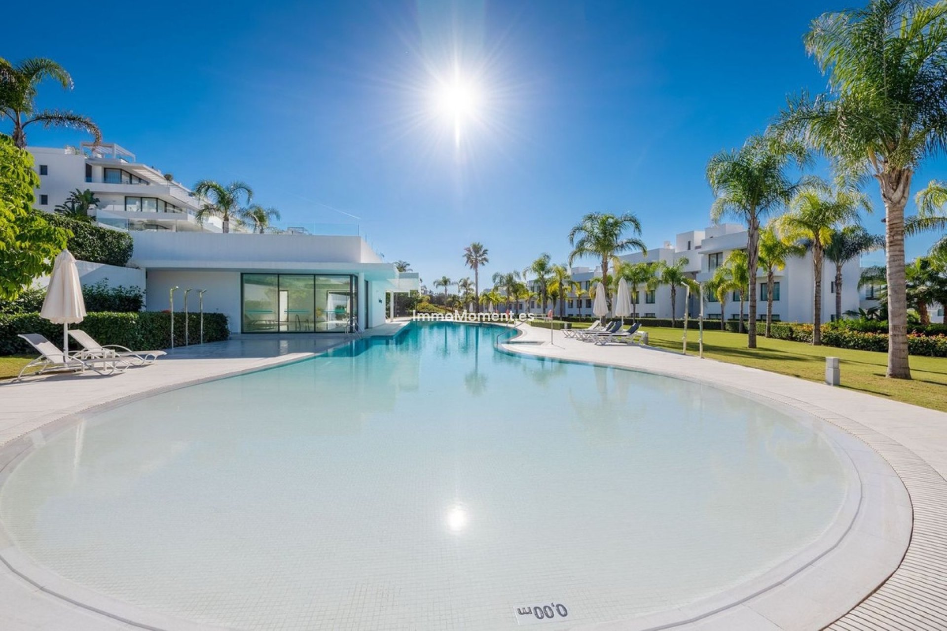 Resale - Apartment - Estepona - Estepona Centro