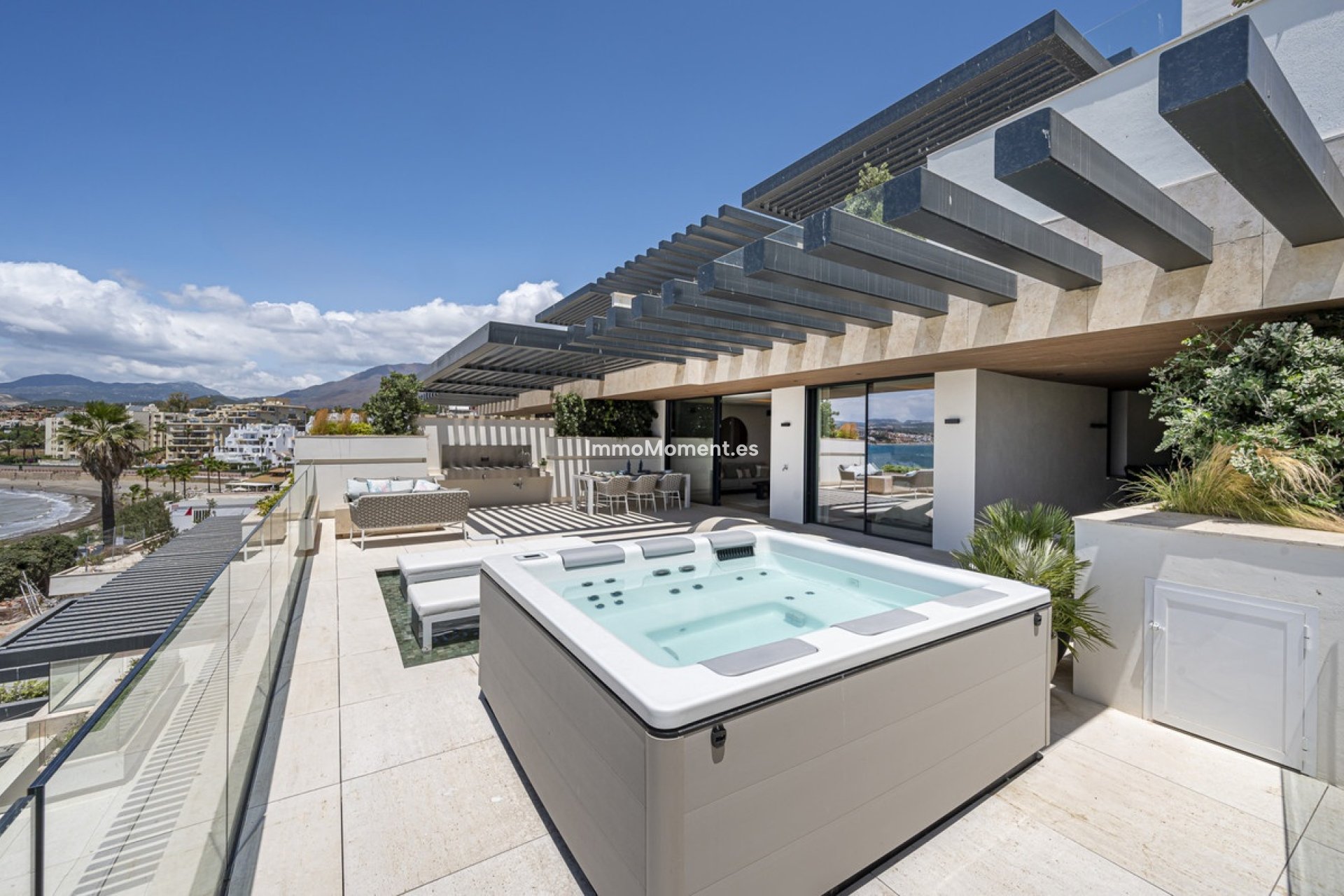 Resale - Apartment - Estepona - Estepona Centro