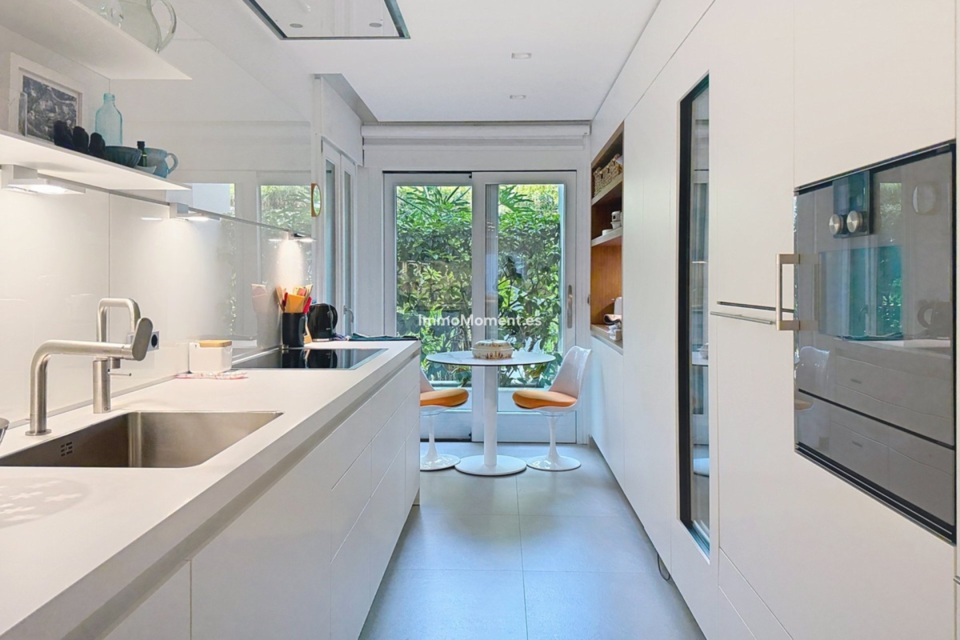 Resale - Apartment - Estepona - Estepona Centro