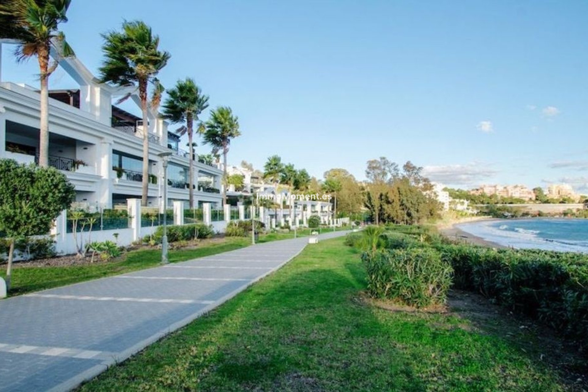 Resale - Apartment - Estepona - Estepona Centro