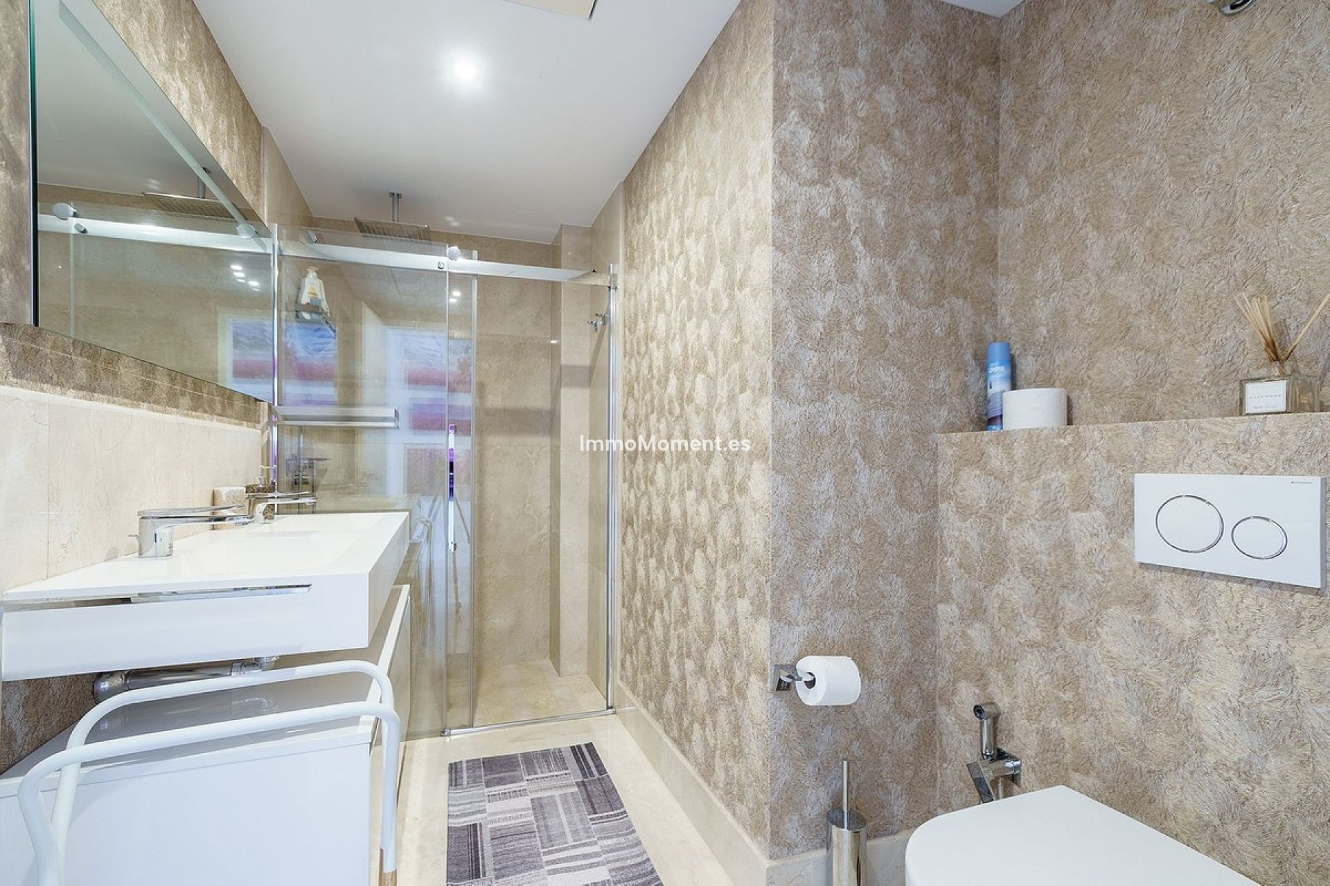 Resale - Apartment - Estepona - Estepona Centro