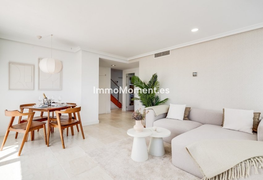 Resale - Apartment - Estepona - Estepona Centro