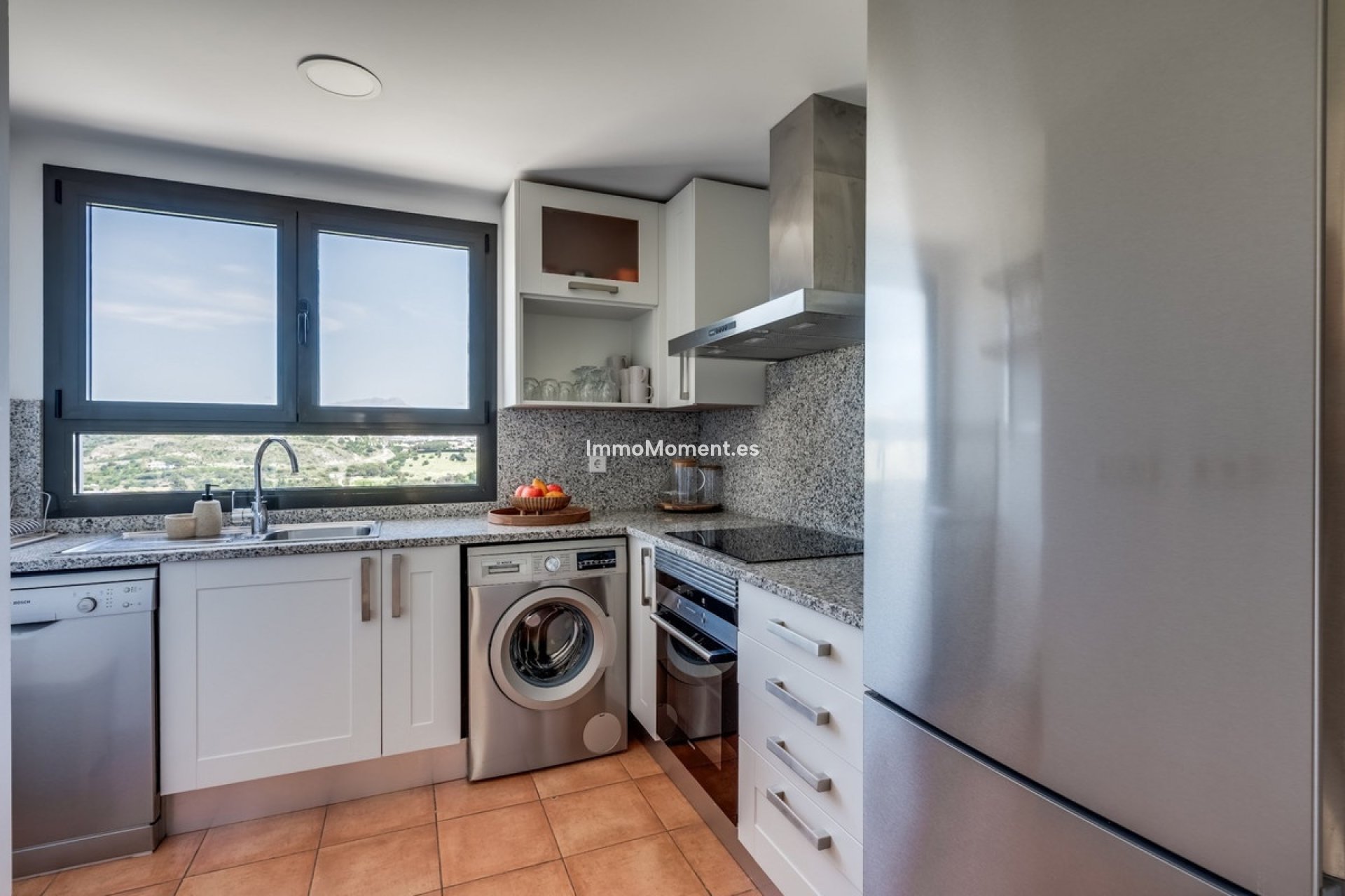 Resale - Apartment - Estepona - Estepona Centro