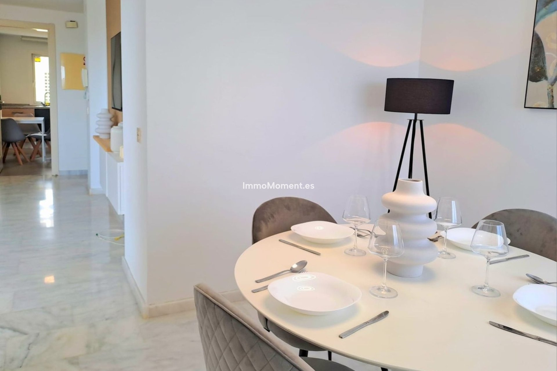 Resale - Apartment - Estepona - Estepona Centro