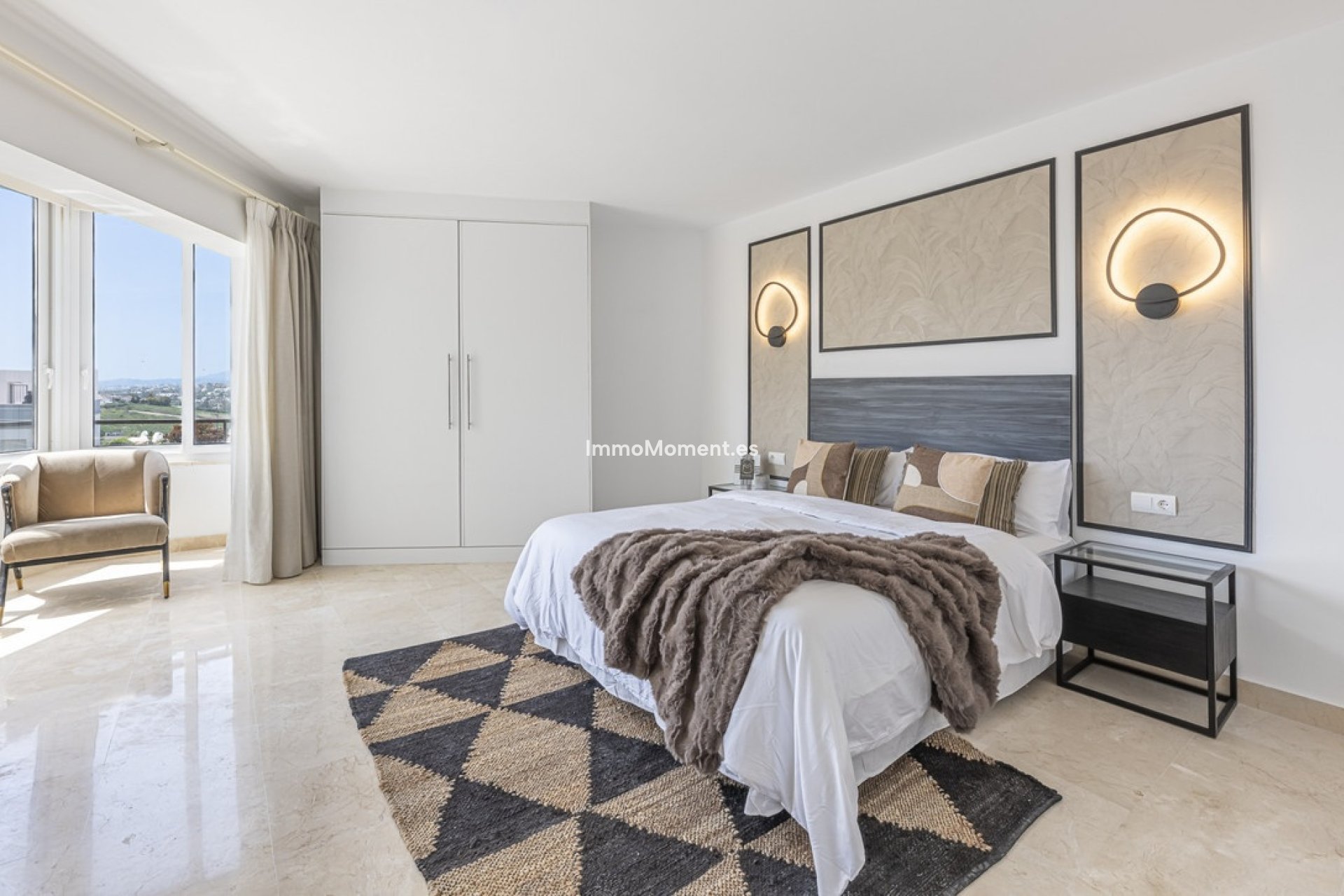 Resale - Apartment - Estepona - Estepona Centro