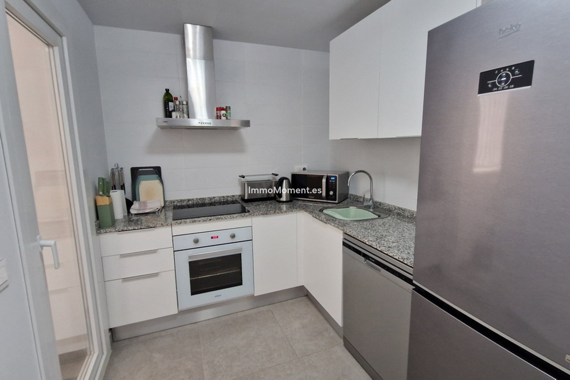 Resale - Apartment - Estepona - Estepona Centro