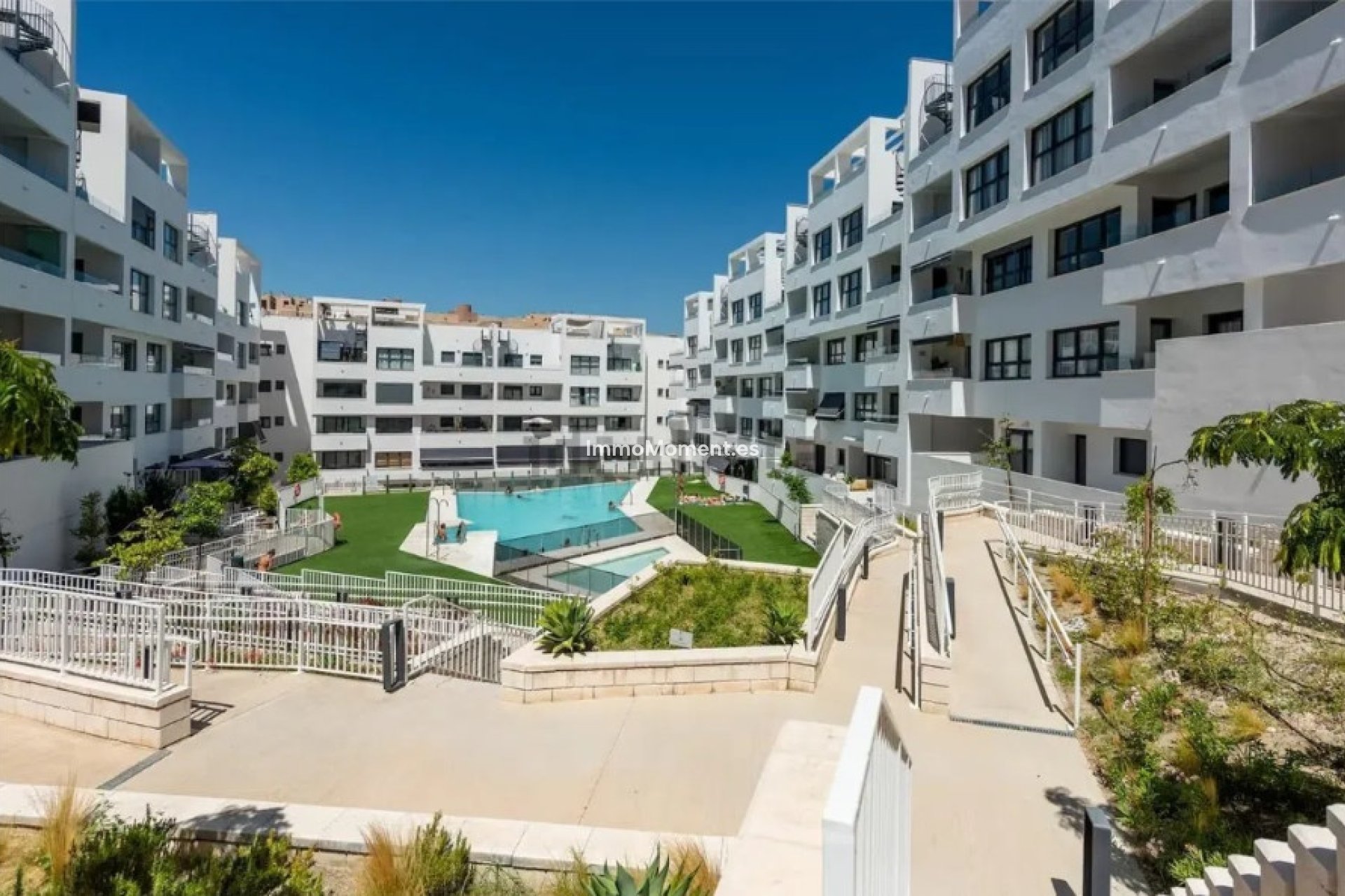 Resale - Apartment - Estepona - Estepona Centro