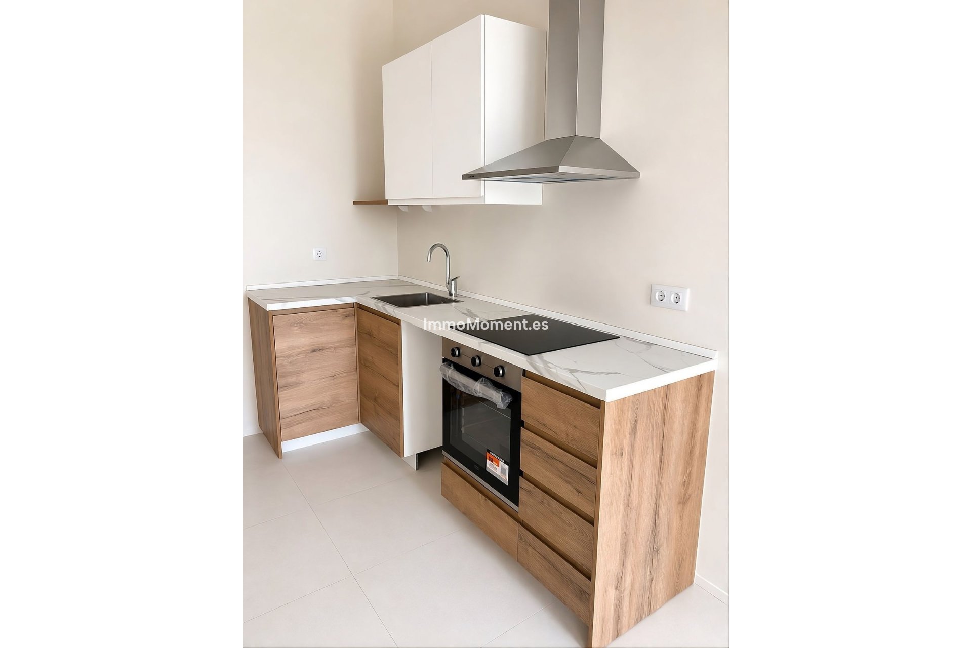 Resale - Apartment - Estepona - Estepona Centro