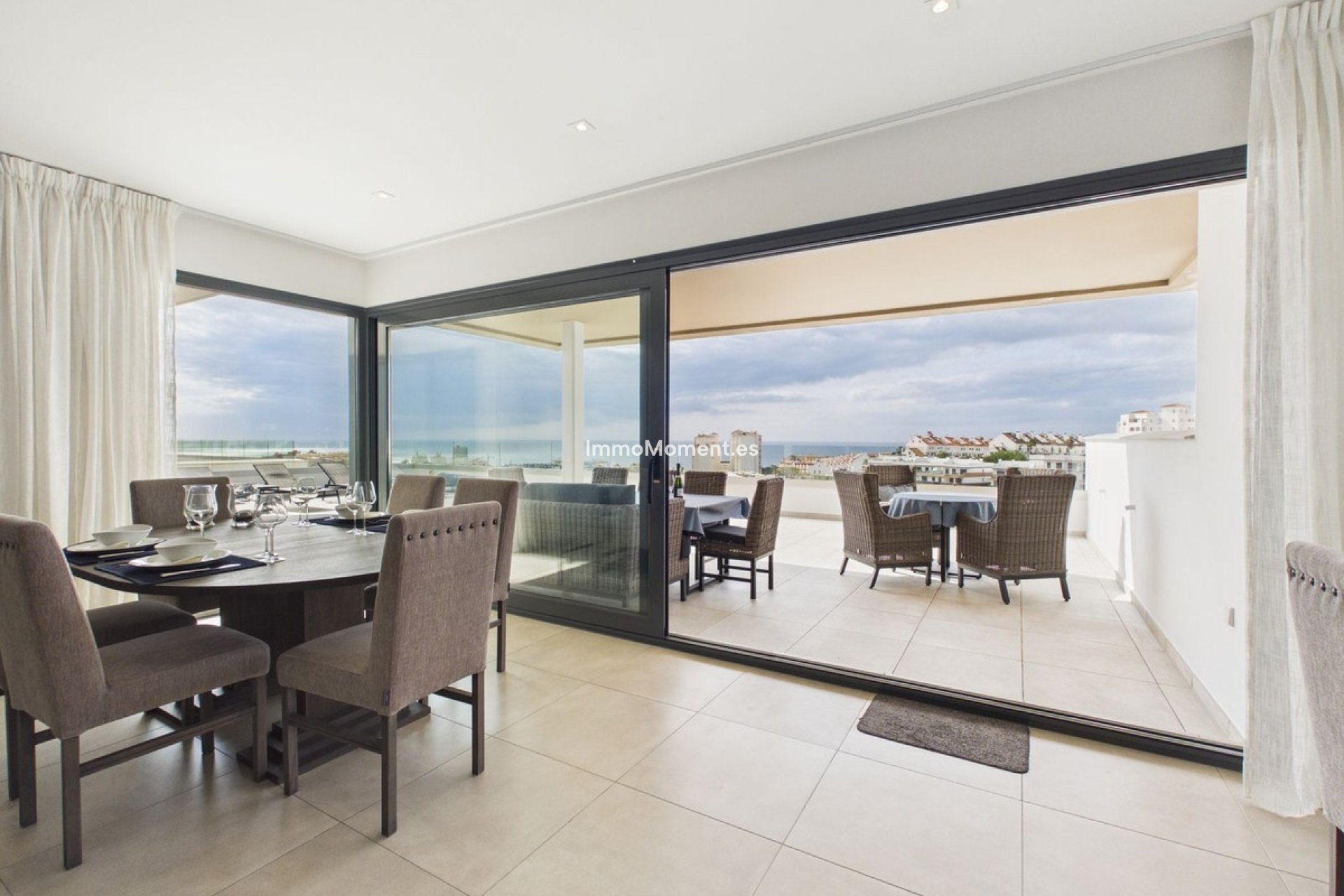 Resale - Apartment - Estepona - Estepona Centro
