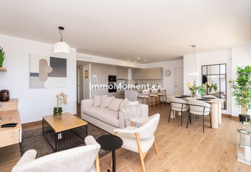 Resale - Apartment - Estepona - Estepona Centro
