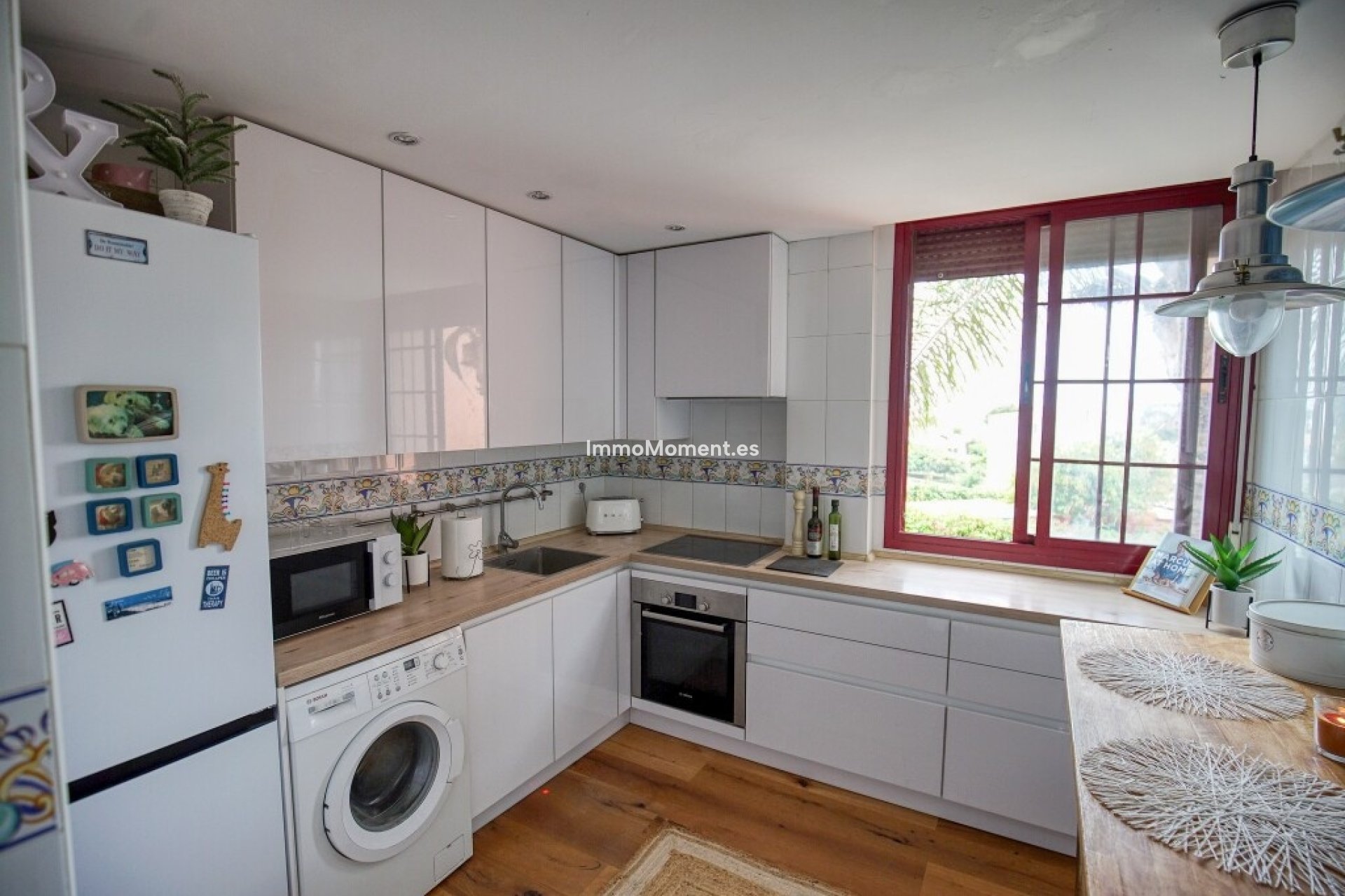 Resale - Apartment - Estepona - Estepona Centro