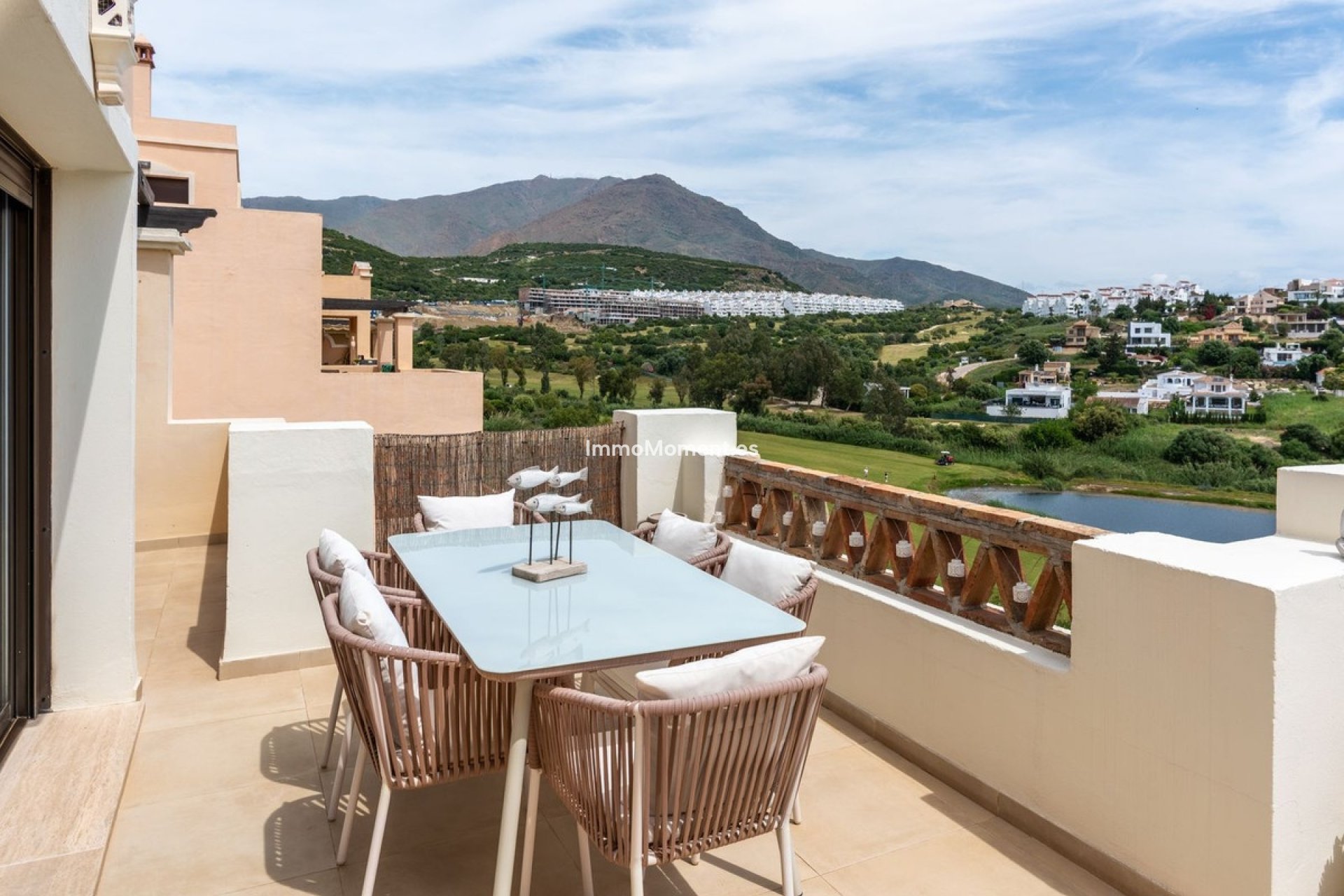 Resale - Apartment - Estepona - Estepona Centro