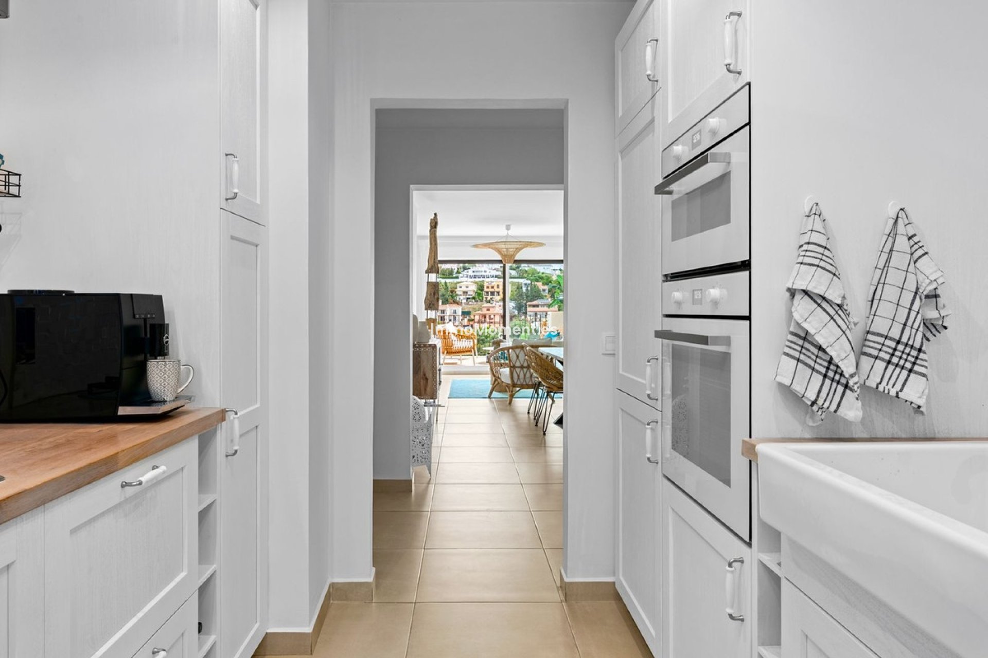 Resale - Apartment - Estepona - Estepona Centro